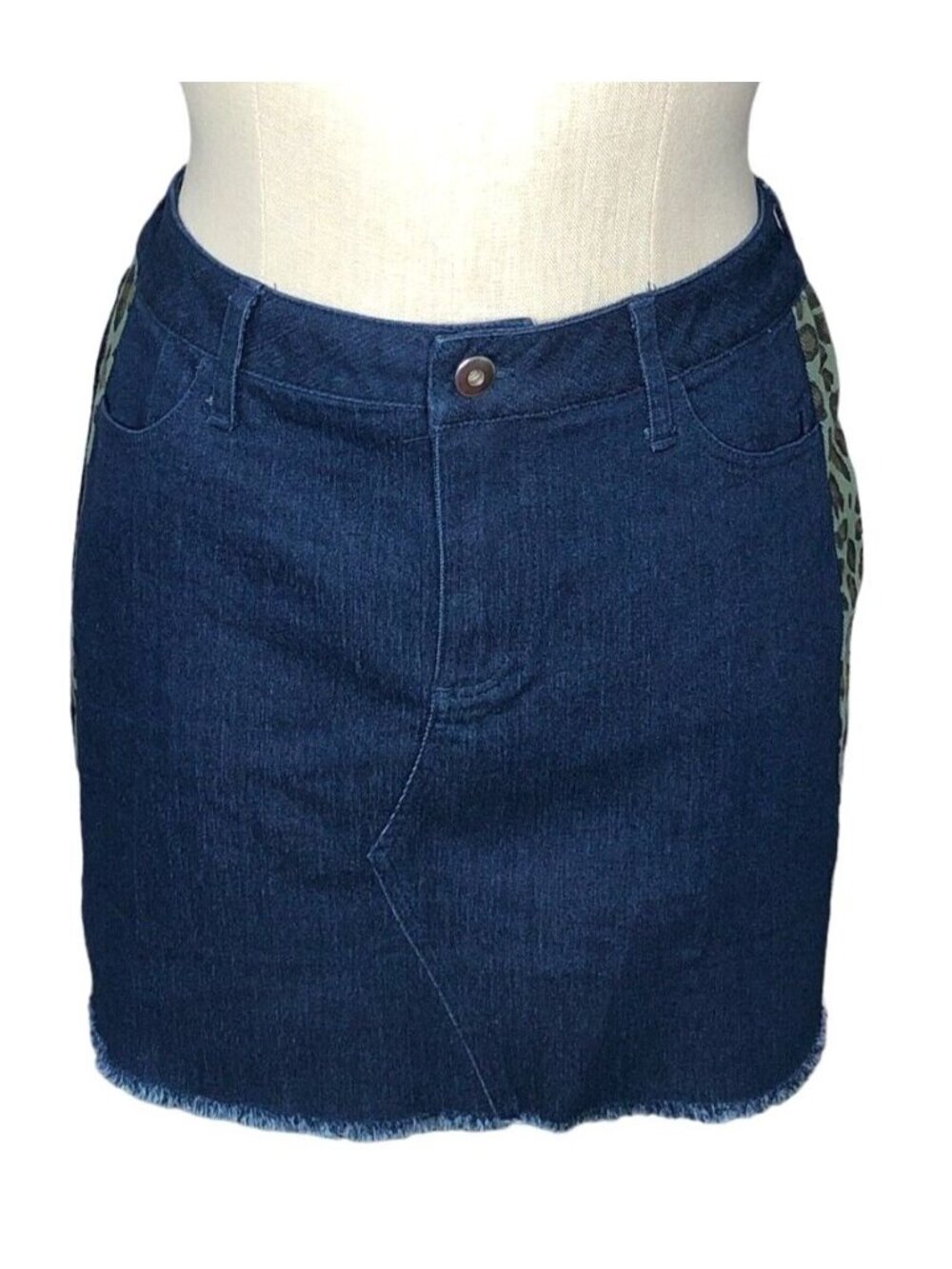 Umgee Jean Mini Skirt Leopard Camo Sides Dark Blue Denim Distressed Womens M NWT